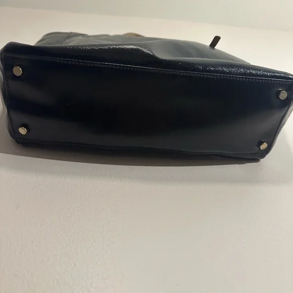 Kate Spade Tote / shoulder bag. Good Condition - Picture 2 of 10